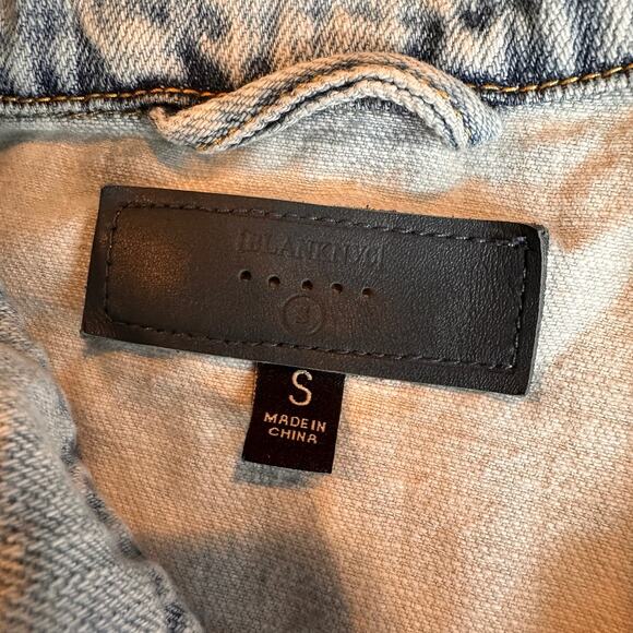 Blank NYC Bleach Washed Button Up Crop Shirt Size Small - Picture 7 of 7